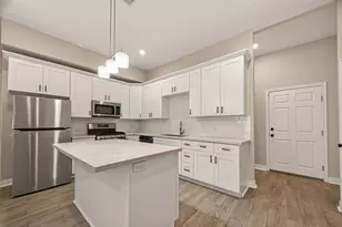8725 Compton St, Houston, TX 77016 - Photo 11