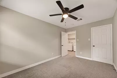 8725 Compton Street, Houston, TX 77016 - Photo 25