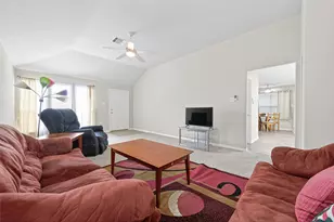 22603 Spring Crossing Dr, Spring, TX 77373 - Photo 5