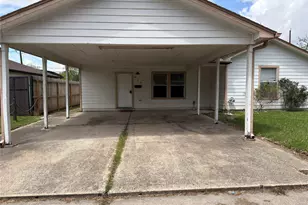 619 Burke Rd, Pasadena, TX 77506 - Photo 1