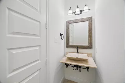13722 Llano Lake Court, Houston, TX 77059 - Photo 17