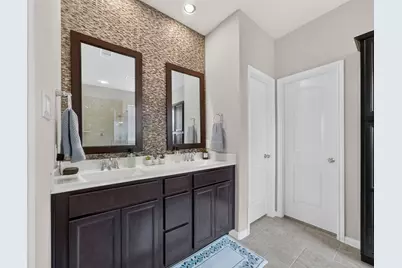 79 W Wading Pond Circle, The Woodlands, TX 77375 - Photo 25