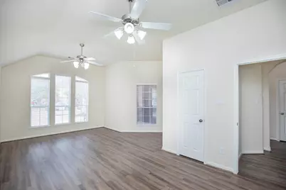 835 Aqua Vista, Rosenberg, TX 77469 - Photo 5
