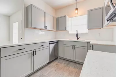 319 N Carolina Street, Houston, TX 77029 - Photo 9