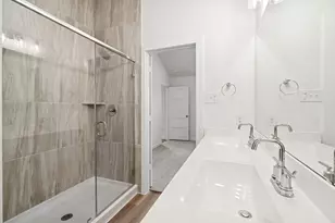 1762 W Stroker Rd, Crosby, TX 77532 - Photo 25