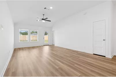 1762 West Stroker Road, Crosby, TX 77532 - Photo 19