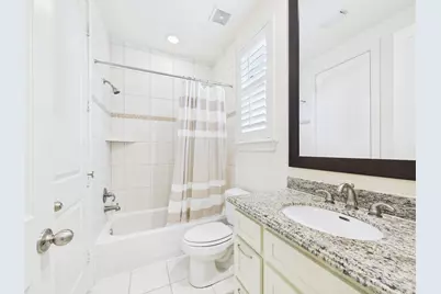 11025 Sherwood Grove, Houston, TX 77043 - Photo 9