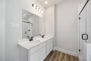 13439 Sun Cay Dr, Houston, TX 77047 - Photo 11