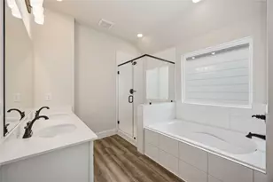 13439 Sun Cay Dr, Houston, TX 77047 - Photo 9