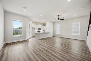 13439 Sun Cay Dr, Houston, TX 77047 - Photo 3