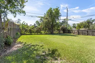 5802 Hartwick Rd, Houston, TX 77016 - Photo 15