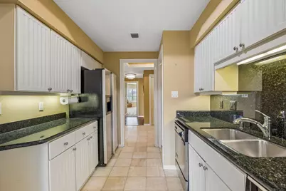 101 Westcott Street #305, Houston, TX 77007 - Photo 13