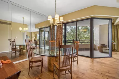 101 Westcott Street #305, Houston, TX 77007 - Photo 9