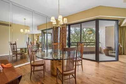 101 Westcott Street #305, Houston, TX 77007 - Photo 9