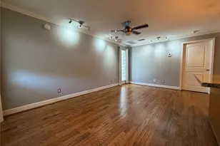 1447 Heights Blvd, Houston, TX 77008 - Photo 9
