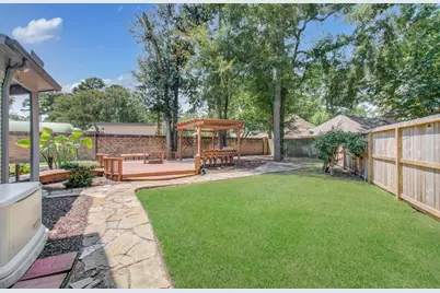 14142 Champion Village Drive, Houston, TX 77069 - Photo 33