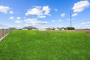 153 Randi Rd, Bellville, TX 77418 - Photo 47