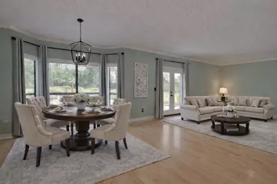 110 Rosewood Street, Lake Jackson, TX 77566 - Photo 15