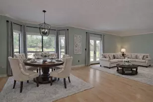 110 Rosewood St, Lake Jackson, TX 77566 - Photo 15