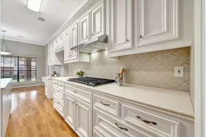 317 Oak Creek Drive, League City, TX 77573 - Photo 15