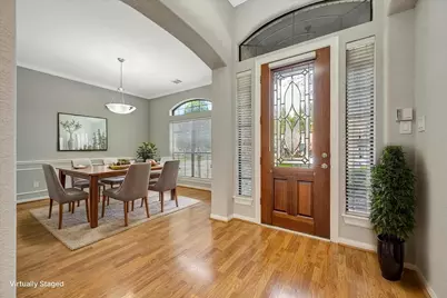 317 Oak Creek Drive, League City, TX 77573 - Photo 5