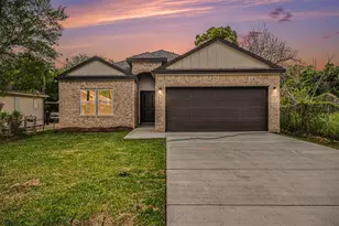 2301 Boss St, La Marque, TX 77568 - Photo 1