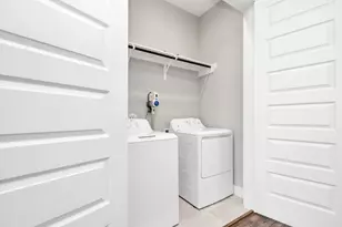 713 Strawberry Pines Ct, Houston, TX 77009 - Photo 19