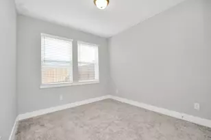 713 Strawberry Pines Ct, Houston, TX 77009 - Photo 7