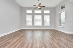 713 Strawberry Pines Ct, Houston, TX 77009 - Photo 13