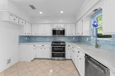 6502 Castle Lane Drive, Houston, TX 77066 - Photo 21