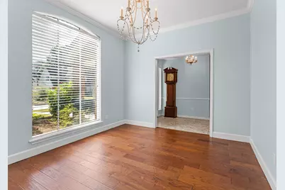 6502 Castle Lane Drive, Houston, TX 77066 - Photo 9