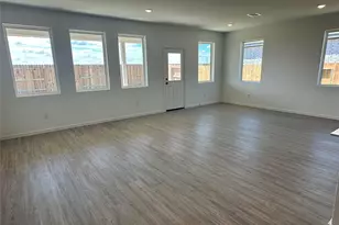 1939 Stargazer Ln, Angleton, TX 77515 - Photo 5