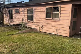 9605 Chesterfield Dr, Houston, TX 77051 - Photo 7