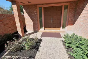 432 E Fair Harbor Ln, Houston, TX 77079 - Photo 5