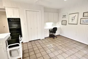 432 E Fair Harbor Ln, Houston, TX 77079 - Photo 23