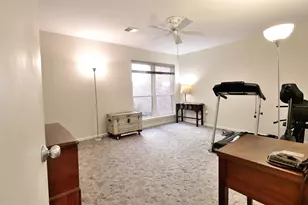 432 E Fair Harbor Ln, Houston, TX 77079 - Photo 33