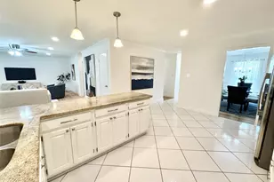 5314 Royal Oak Dr, Texas City, TX 77591 - Photo 9