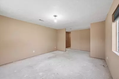 14183 Craigen Road, Beaumont, TX 77705 - Photo 9
