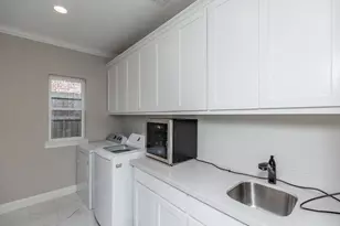 1724 Kala's Cir, Lumberton, TX 77657 - Photo 11