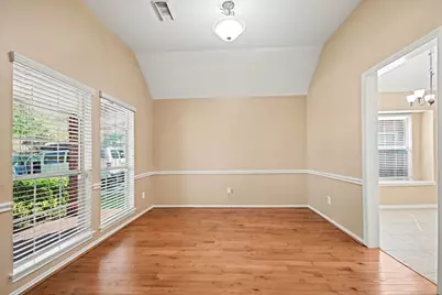 3022 Valley Court, Manvel, TX 77578 - Photo 11