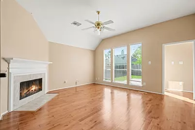3022 Valley Court, Manvel, TX 77578 - Photo 3