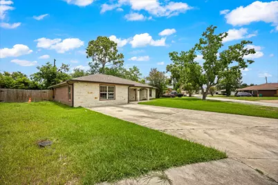 1209 Dogwood Drive, Pasadena, TX 77506 - Photo 3