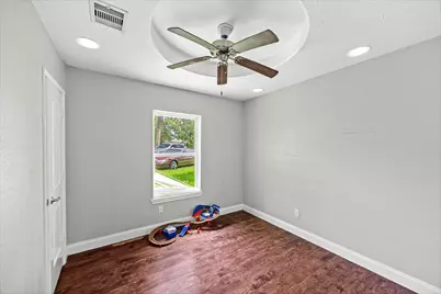 1209 Dogwood Drive, Pasadena, TX 77506 - Photo 9