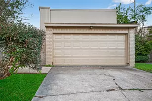 5451 Oakhaven Ln, Houston, TX 77091 - Photo 1