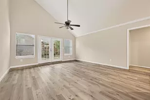 5451 Oakhaven Ln, Houston, TX 77091 - Photo 15