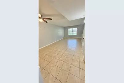 5218 Milwee Street #8, Houston, TX 77092 - Photo 3