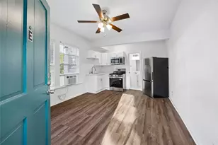 217 Hyde Park Blvd, Houston, TX 77006 - Photo 1
