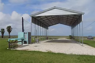 817 Fm 457 Dr, Sargent, TX 77414 - Photo 1