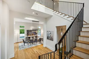 22 E Shady Ln, Houston, TX 77063 - Photo 29