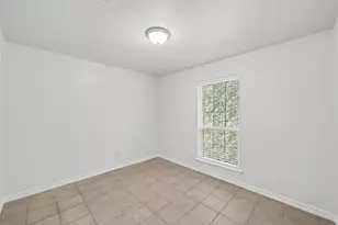 1 Pineash Ct, The Woodlands, TX 77381 - Photo 13
